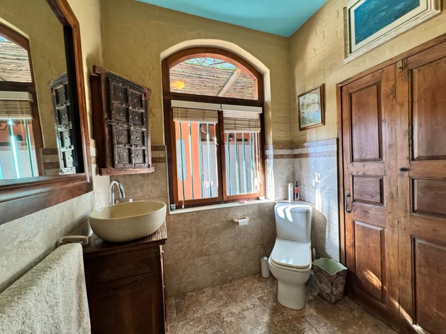 9 Bedroom Property for Sale in Gordons Bay Western Cape